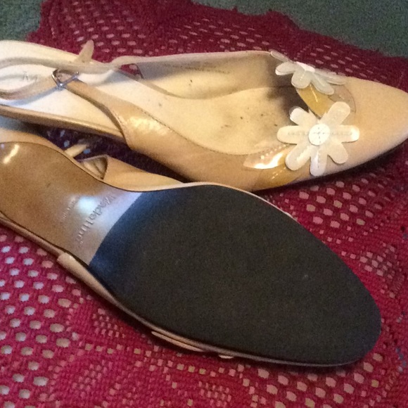 Beige Daisy Leather Slingback  (Madeline) - Picture 2 of 3